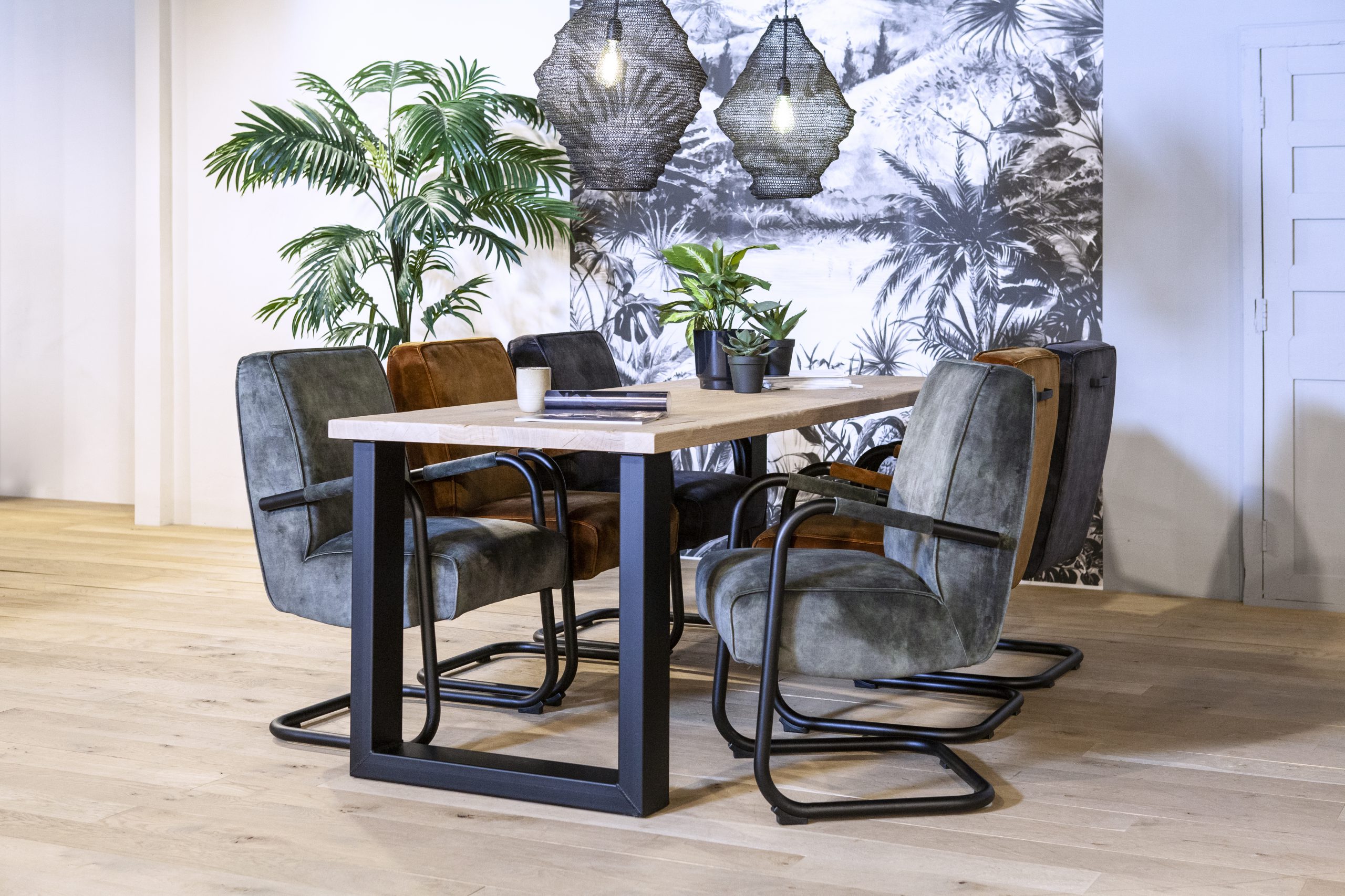 Vergadertafel Massief eiken /U-poot 300x100cm 2 | staging.kantoor360.nl Vergadertafel Massief eiken /U-poot 300x100cm - Afbeelding 2