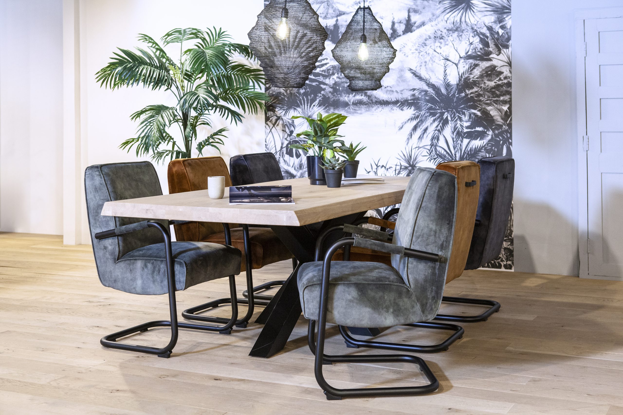 Vergadertafel Massief eiken/Spinpoot 300x100cm 3 | staging.kantoor360.nl Vergadertafel Massief eiken/Spinpoot 300x100cm - Afbeelding 3