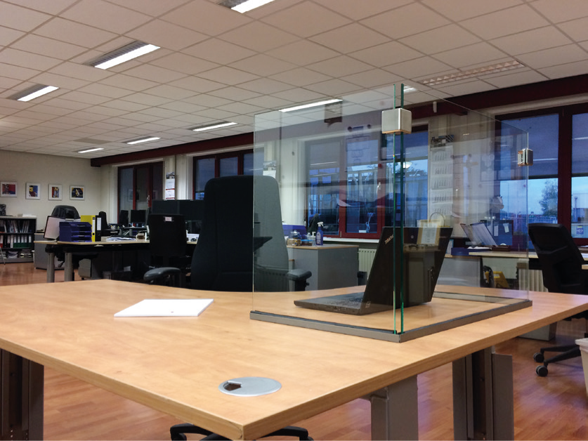 GLASSOLUTIONS BV SOCIAL DISTANCE schermen 0